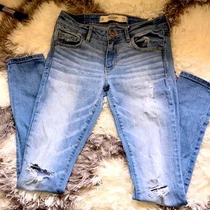 SALE* Abercrombie & Fitch Jeans